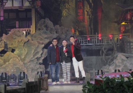 2015��䴺����ͷǿ�� �ݸ�����ͬ��һ̨Ϸ