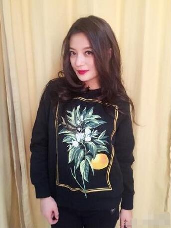��ޱɹ���ĺ촽�� ���ѣ������Ҷ�������(ͼ)