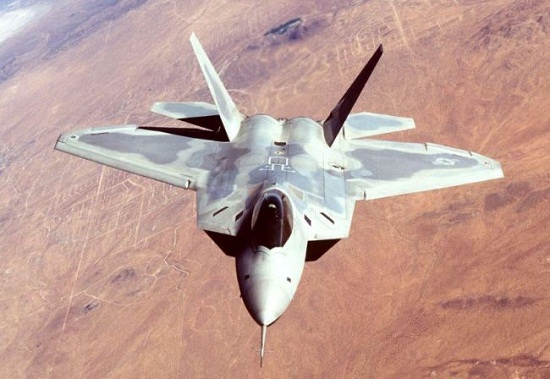 ��F-22����ս���ں��Ϳշ���