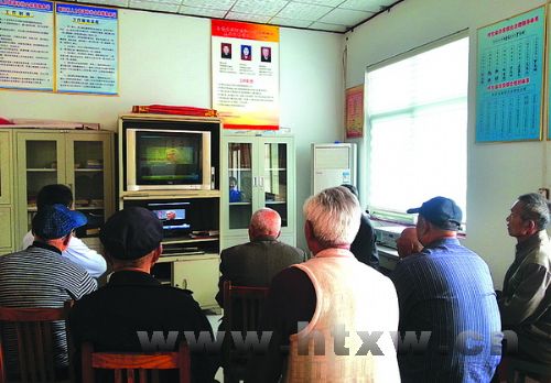 ������˳�Ӵ���֯ȫ�嵳Ա�Ͳ���Ⱥ�ڹۿ�ר��Ƭ��������