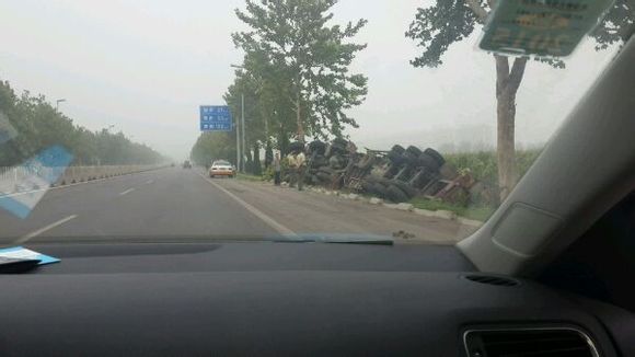 ����������·�εĲ෭������ע����а�ȫ��