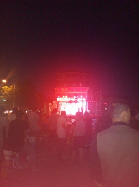 8��18������ҹ���������ᣬ����·��ֹ���ۿ���