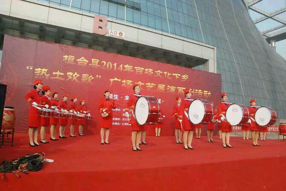 ����2014��ٳ��Ļ����磬���������衱�㳡����չ��ϵ�л�����������ľ��С�