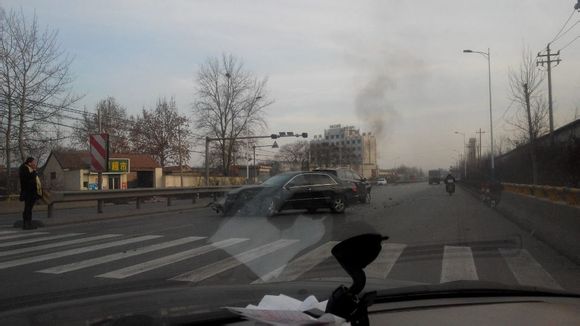 1��7�����磬��ׯ���ϼҾ�·�ڷ�������