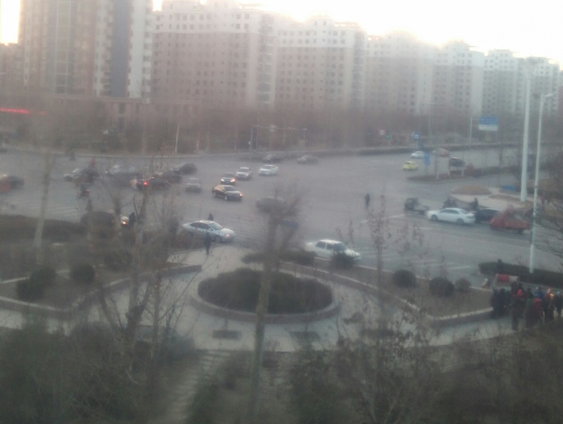 �񳿣�һ��·�������β䡣��ؽ���������Ҫע���г���ȫ��
