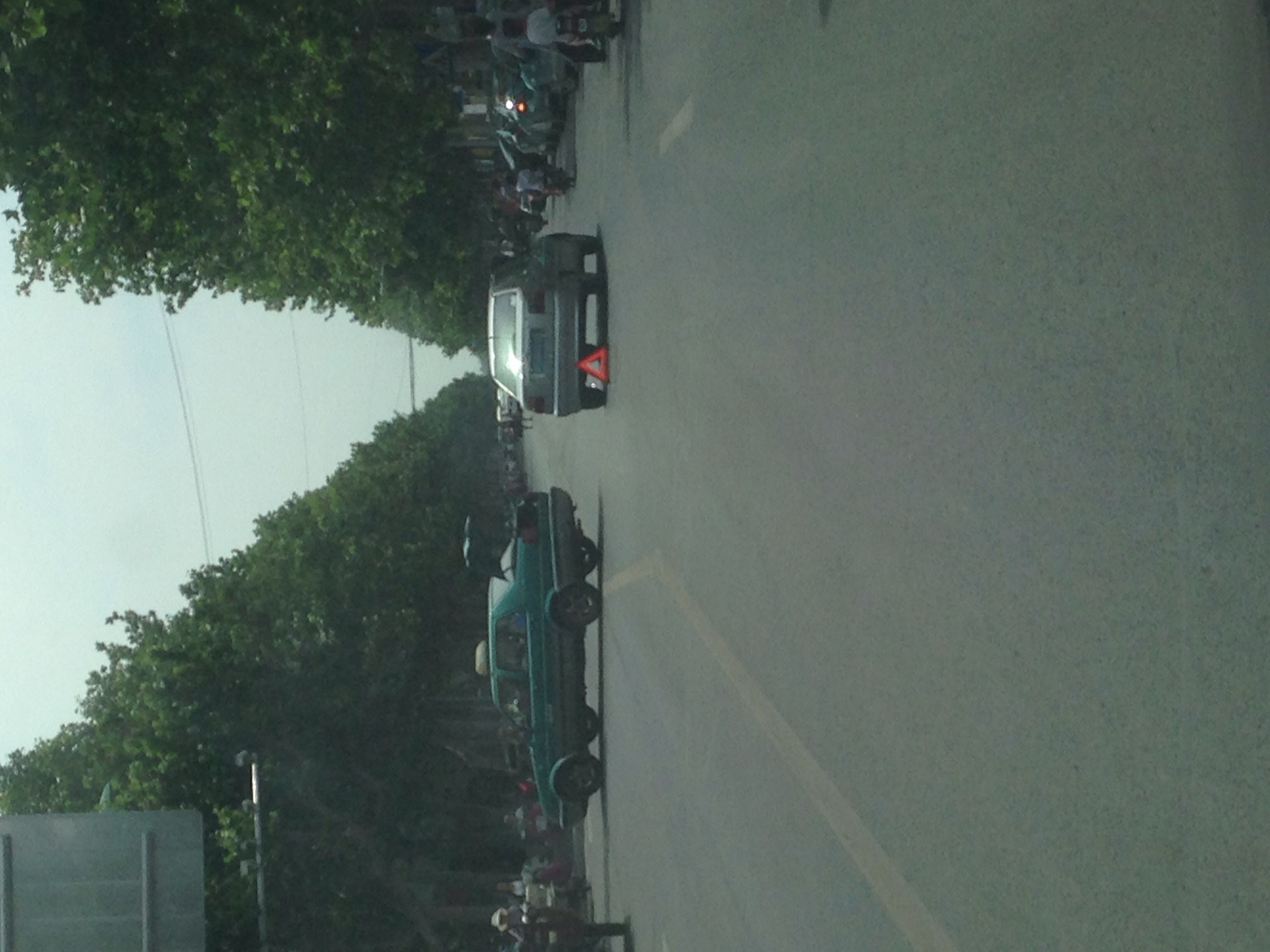 6��3�����磬����·��������ײ����������ע�ⰲȫ��