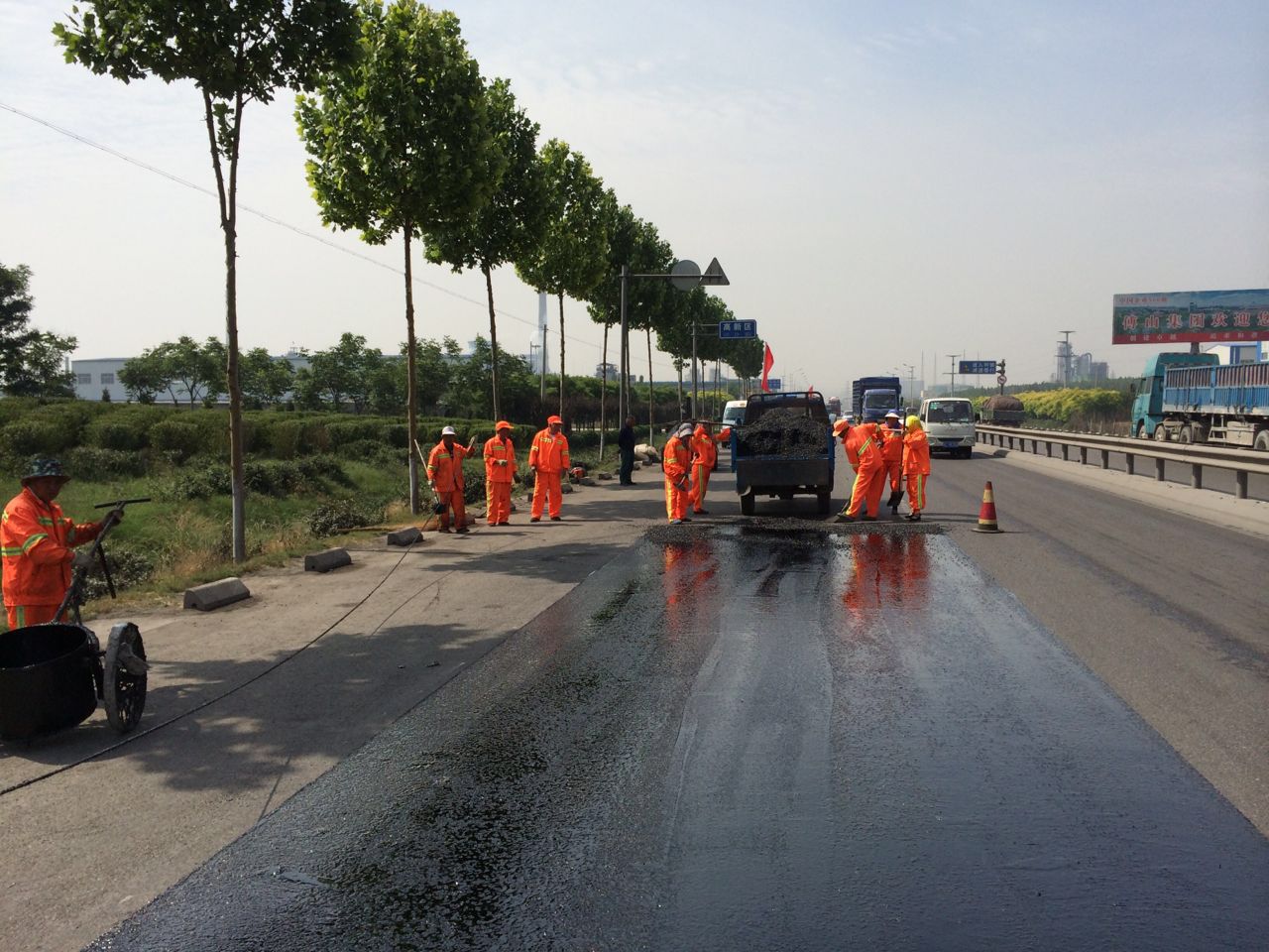 ���գ�������S235����·��̨·�ο�����רҵʩ���������ڶ�·�没�����д�����ȷ����ʱ���ʩ������

