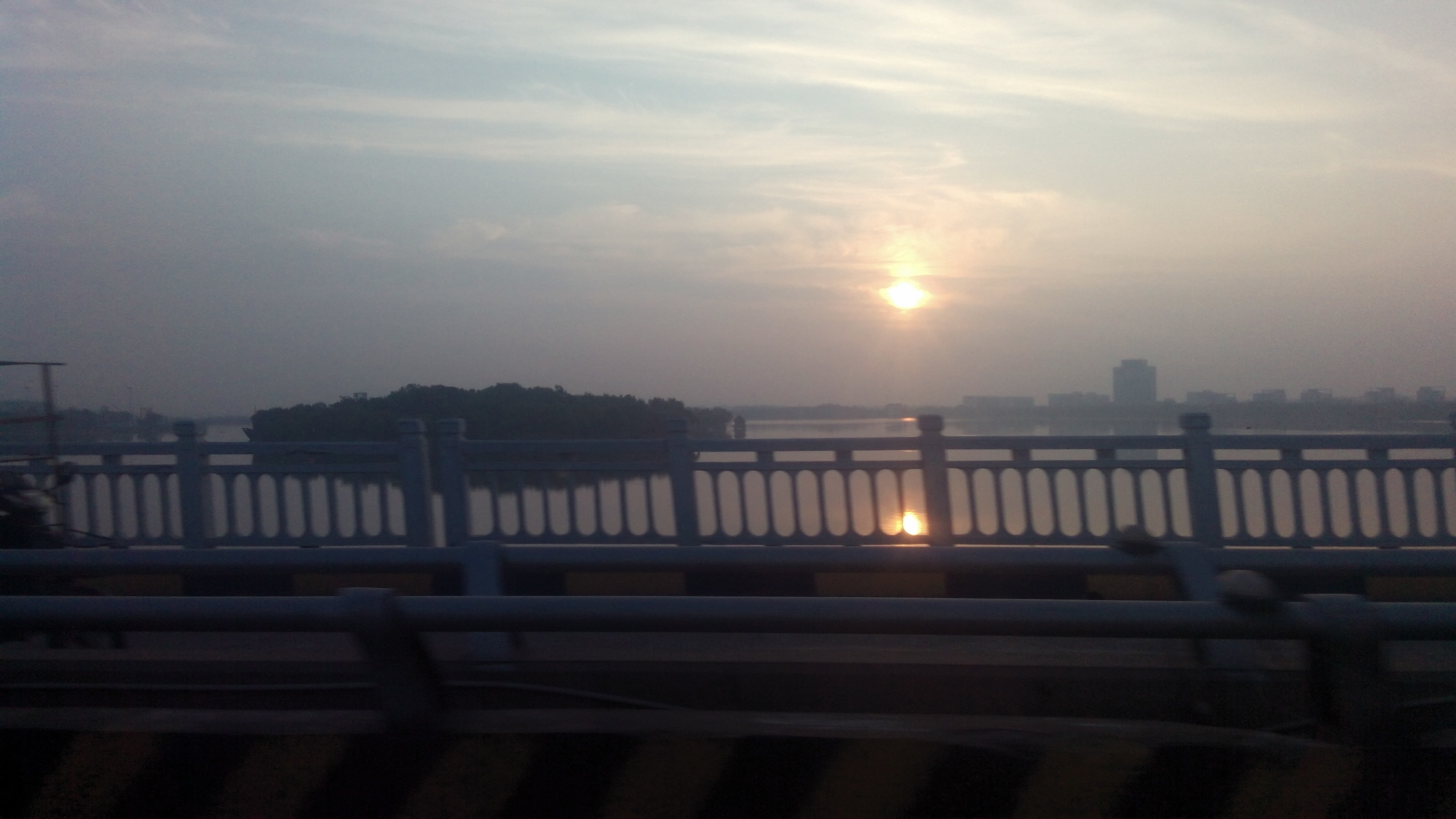 ���泯������