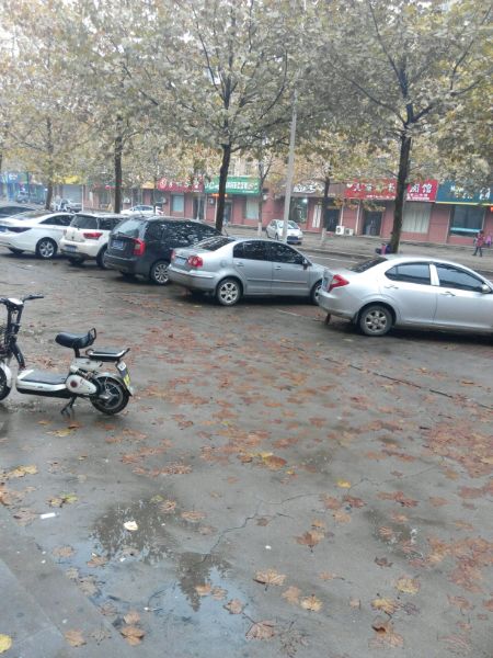 11��8�գ�������̨�Ľֵ���